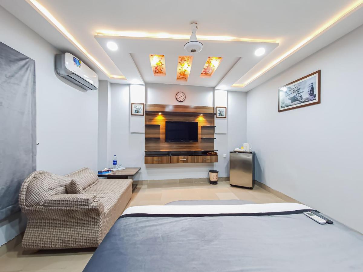 Hotel Crown Inn Multan Dış mekan fotoğraf