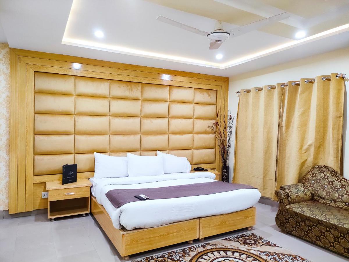 Hotel Crown Inn Multan Dış mekan fotoğraf