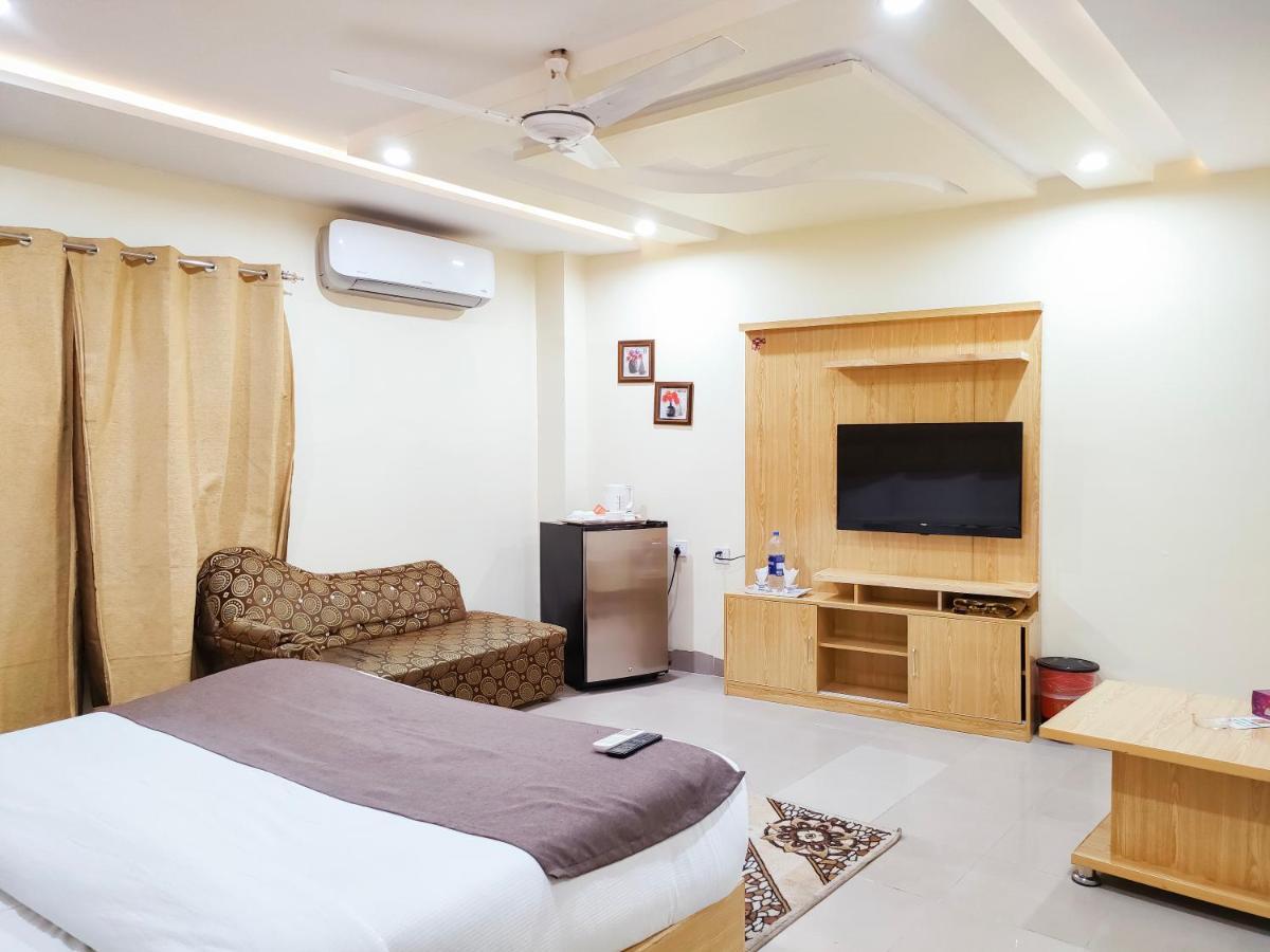 Hotel Crown Inn Multan Dış mekan fotoğraf