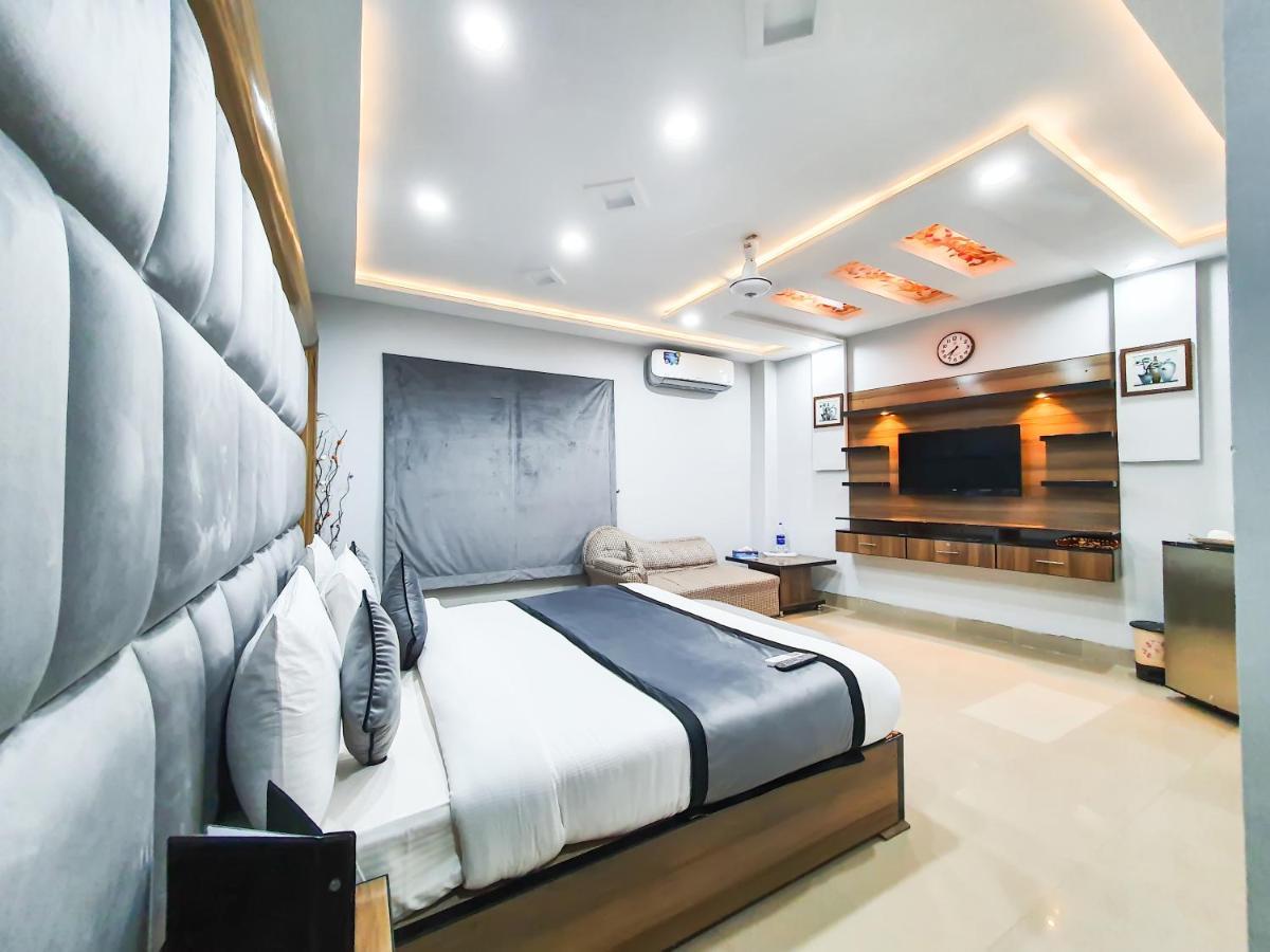 Hotel Crown Inn Multan Dış mekan fotoğraf