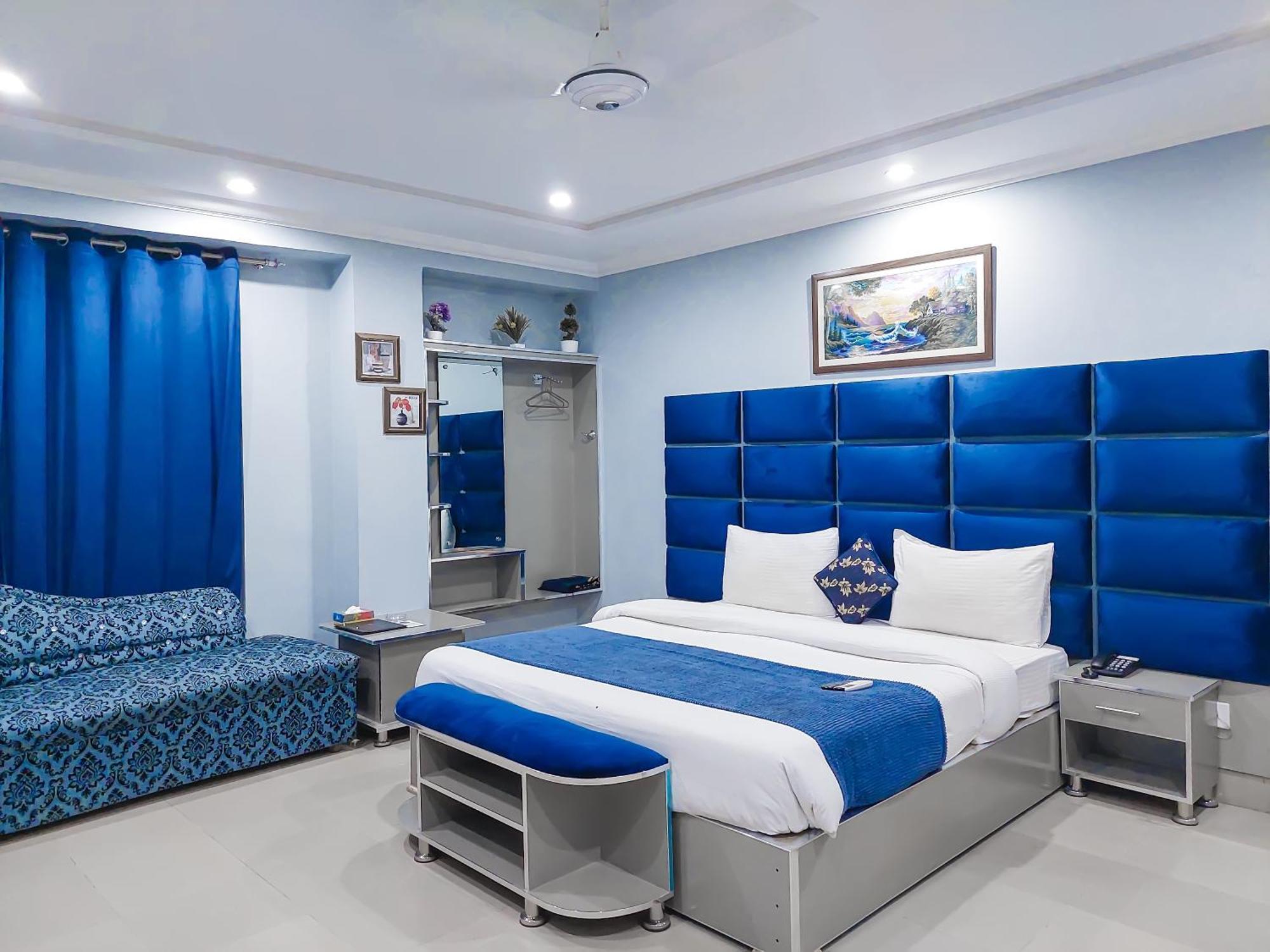 Hotel Crown Inn Multan Dış mekan fotoğraf