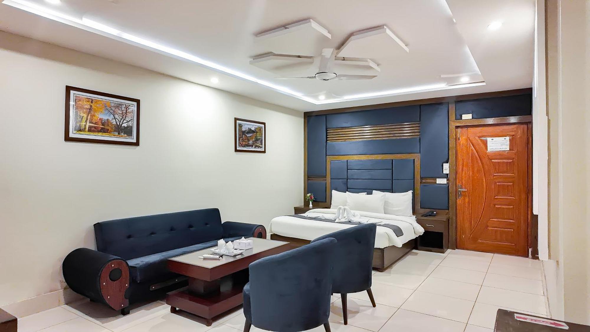 Hotel Crown Inn Multan Dış mekan fotoğraf