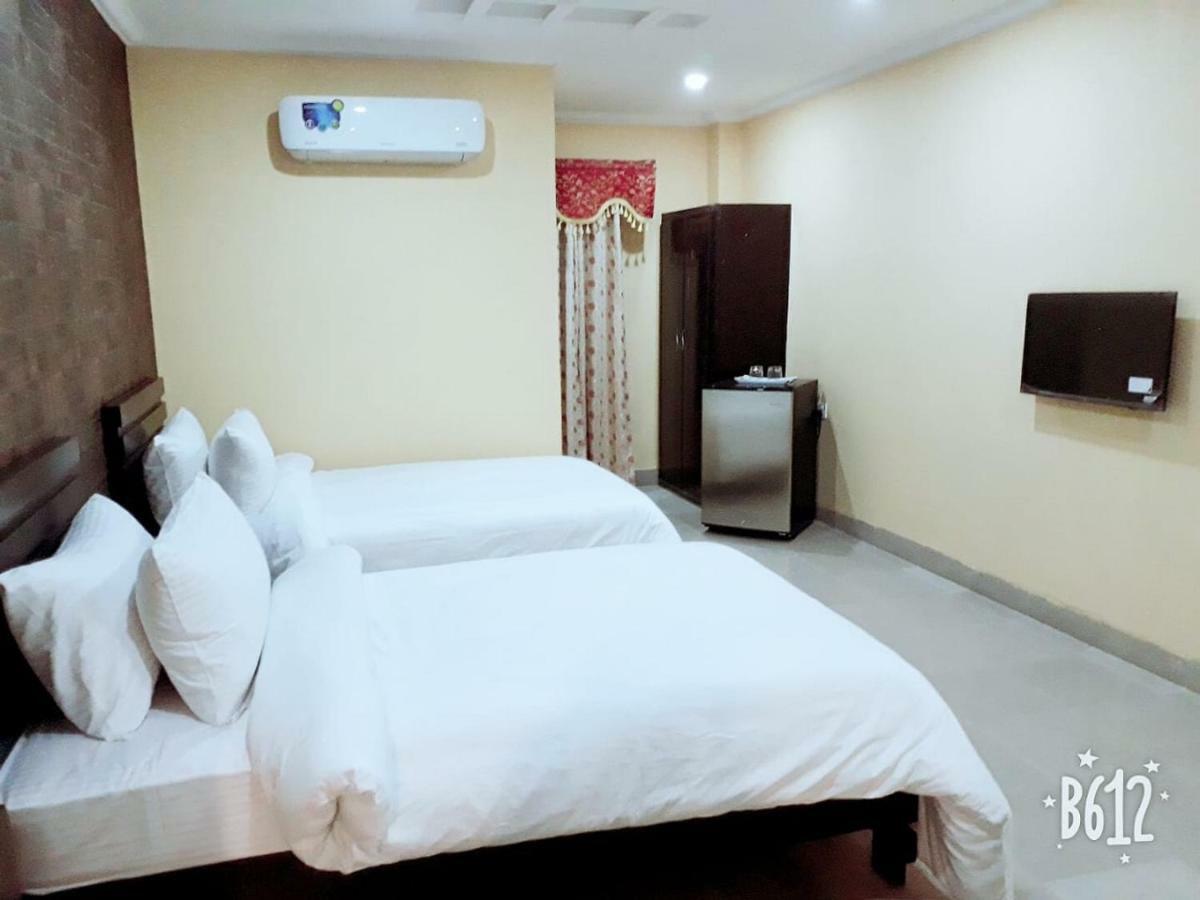 Hotel Crown Inn Multan Dış mekan fotoğraf