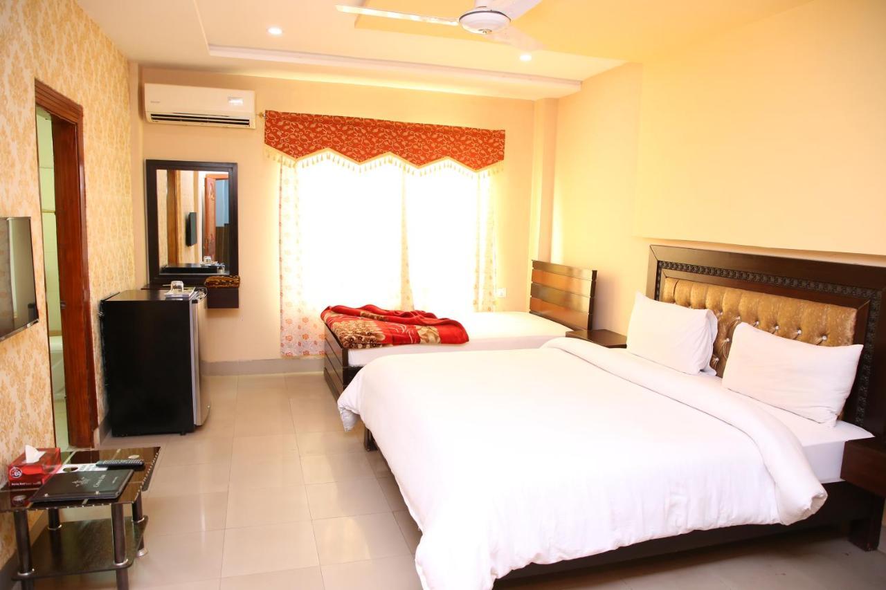 Hotel Crown Inn Multan Dış mekan fotoğraf